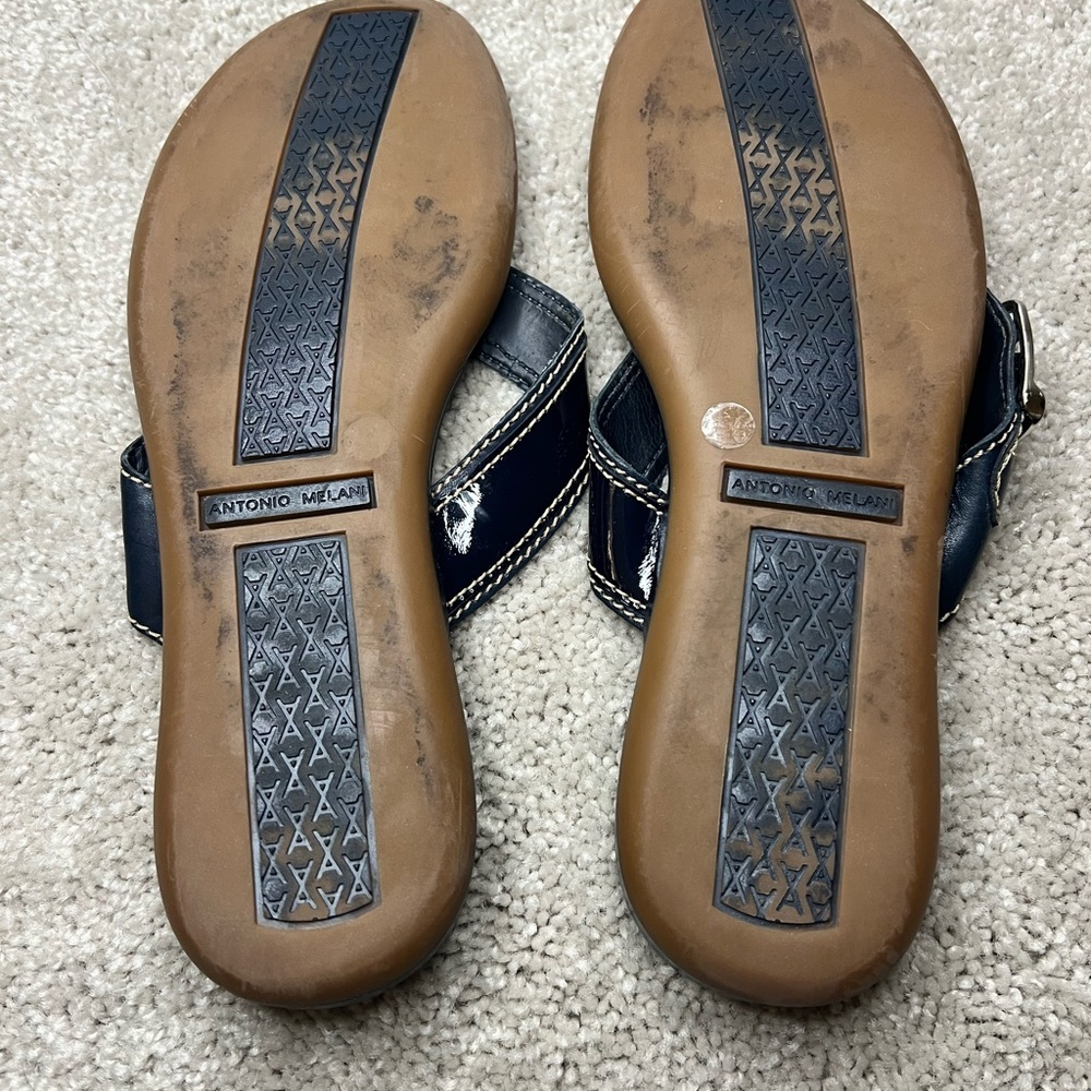 Antonio Melani thong sandals - Picture 3 of 6